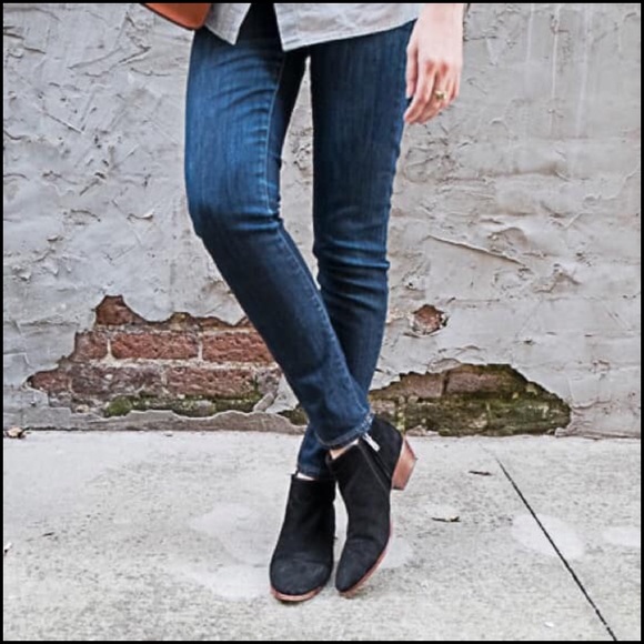 Sam Edelman Petty Booties Size 7 - Picture 3 of 5